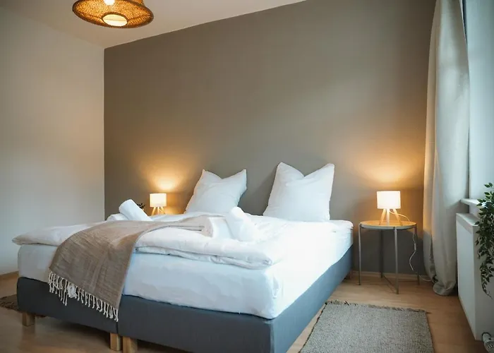 Lichtdurchflutete Altbauwohnung Direkt An Der Oder Lejlighed