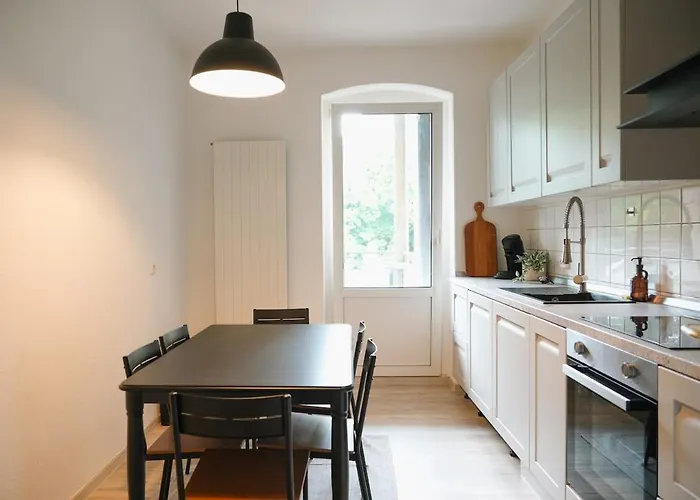 Lichtdurchflutete Altbauwohnung Direkt An Der Oder Lejlighed